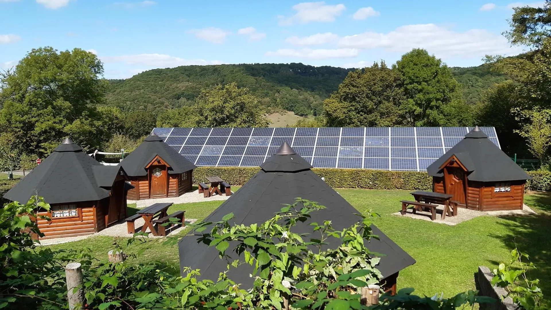 Chalet Camping Officiel Wollefsschlucht Echternach